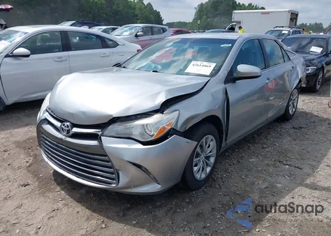 2017 Toyota Camry Le z USA, uszkodzony, nr VIN 4T1BF1FK1HU392637